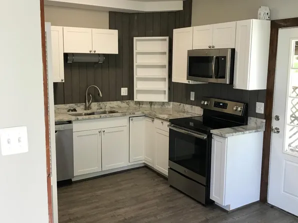 9 Burke Cir #B, Hamilton, VA 20158