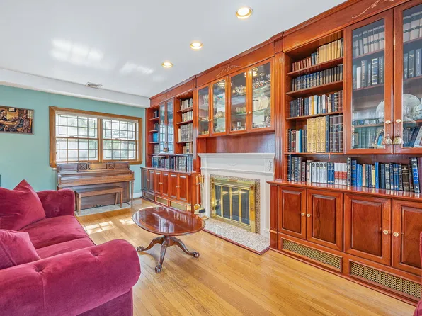 86-49 Dunton Street image 17 of 29