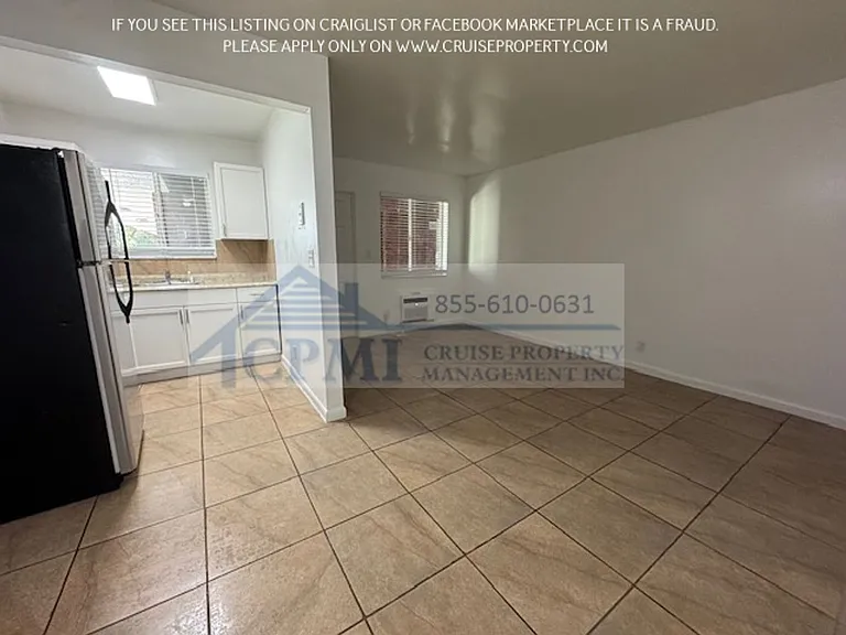2220 Hayes St — Photo 10