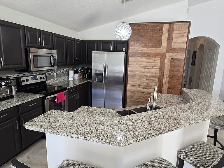 500 Highgate Park Blvd — Photo 6