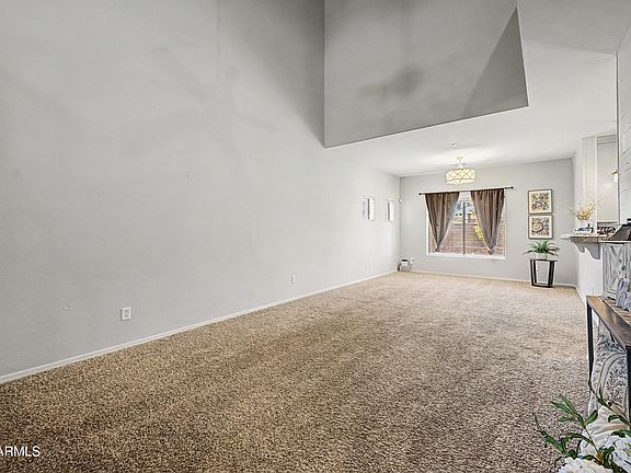 5th image of 5304 E CARMEL Avenue
