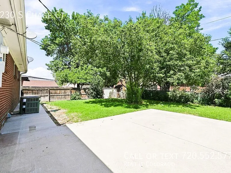 1230 S Chase Ct — Photo 19