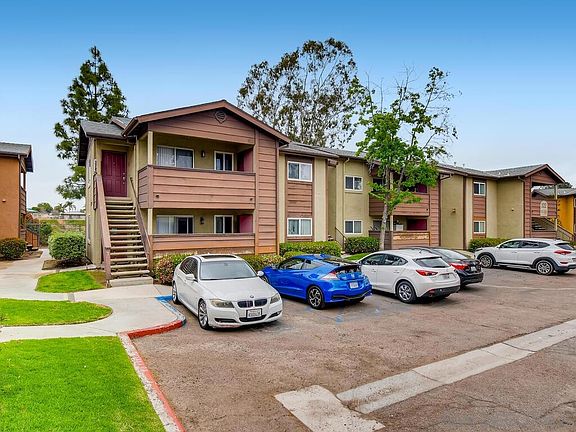 3rd image of 522 Calle Montecito Unit 120