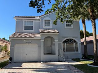 15607 NW 12th Mnr, Pembroke Pines, FL 33028
