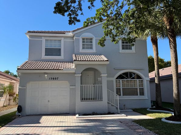 15607 NW 12th Mnr