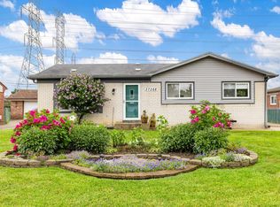37268 Alper Dr, Sterling Heights, MI 48312
