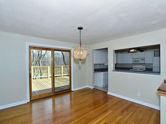4th image of 4618 Hampton Valley Dr