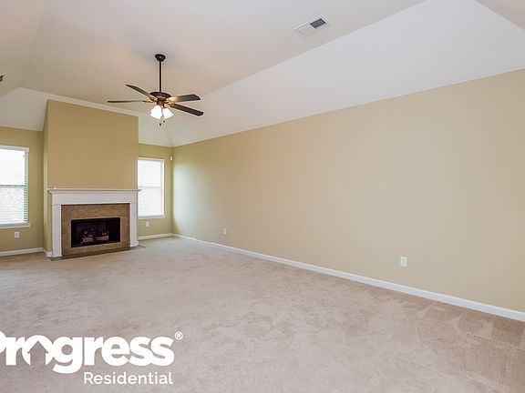 5th image of 30 Willow Springs Ln