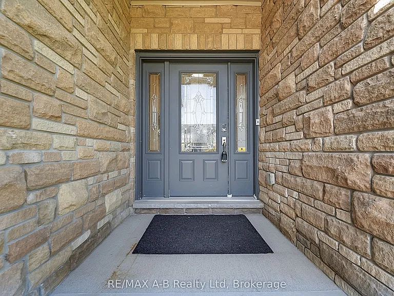 70 Kenton St — Photo 3