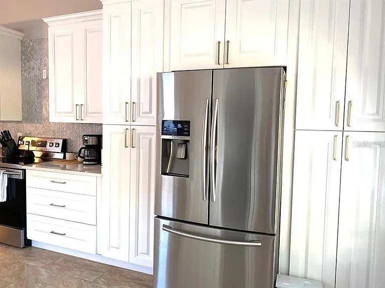 31352 Golden Gate Dr — Photo 5