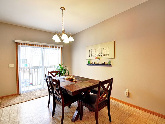 5th image of 405 Parker Dr #6103