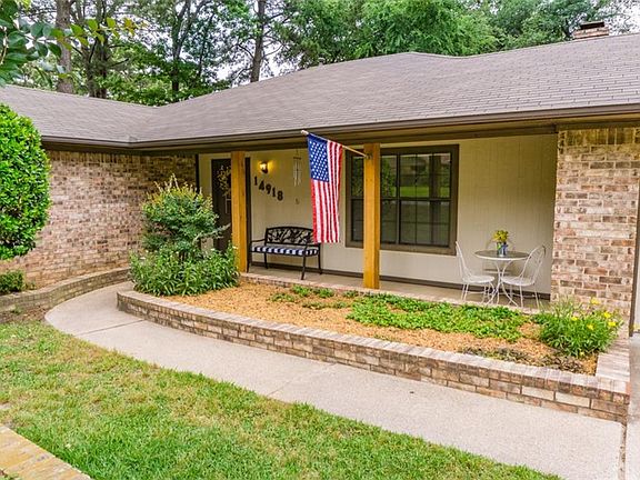 3rd image of 14918 Willowwood Dr