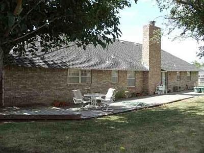 3rd image of 3121 NW Brent Cir