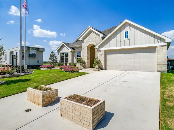 811 Rosebud Trl, Ferris, TX 75125