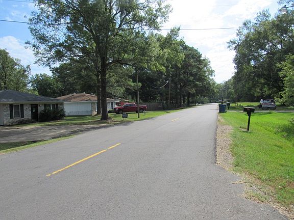 4th image of 812 Wright Ave