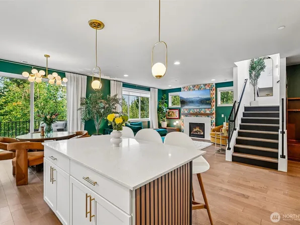 11207 14th Place SE, Lake Stevens, WA 98258