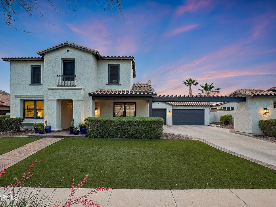 2nd image of 3952 N GOLFVIEW Drive