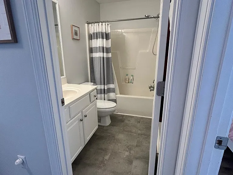 2017 White Pond Ct — Photo 26