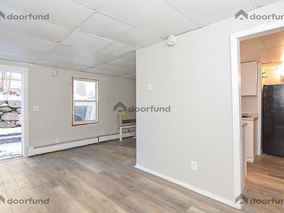 5th image of 11 Main St #C7176d5e0