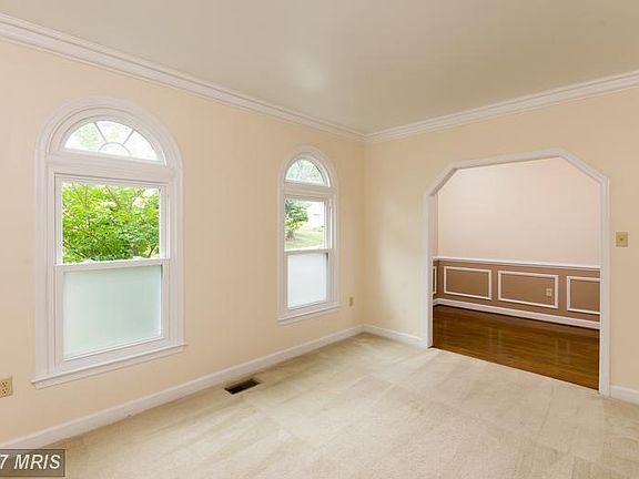 3rd image of 5914 Wescott Hills Way
