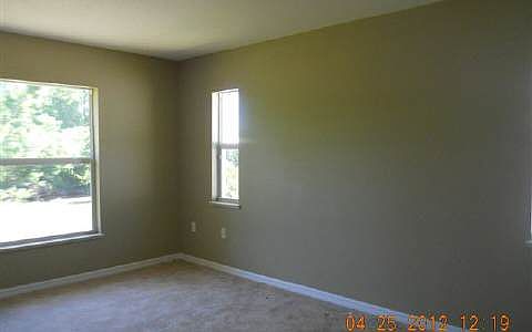 4th image of 3006 Brooklands Ave