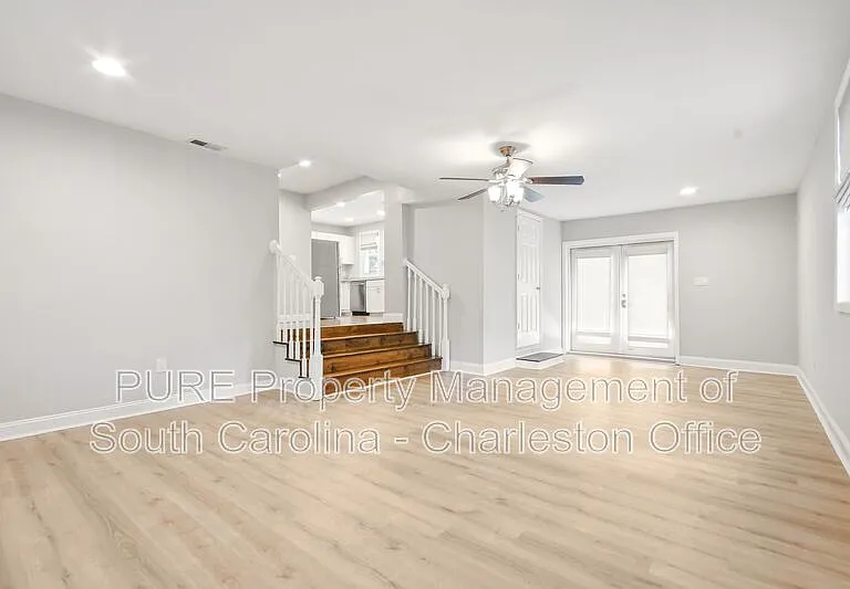 1133 Brody Ave — Photo 15