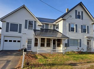 17 Pleasant St, Brownville, ME 04414