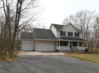 1923 Blossom Trl, Manistee, MI 49660