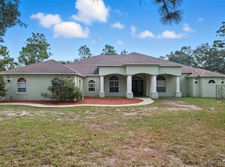 18484 Retriever Rd, Weeki Wachee, FL 34614