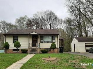 6 Saunders Lane, Prospect, CT 06712