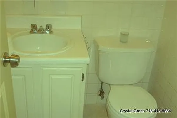 Rented by R New York | media 8