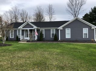 134 Brentwood Dr, Hudson, OH 44236