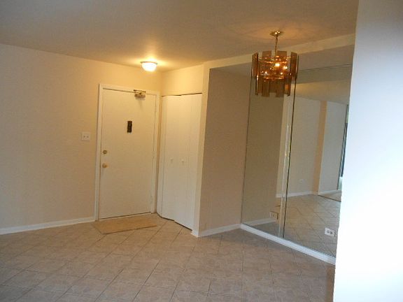 2nd image of 1175 Valley Ln #5-102