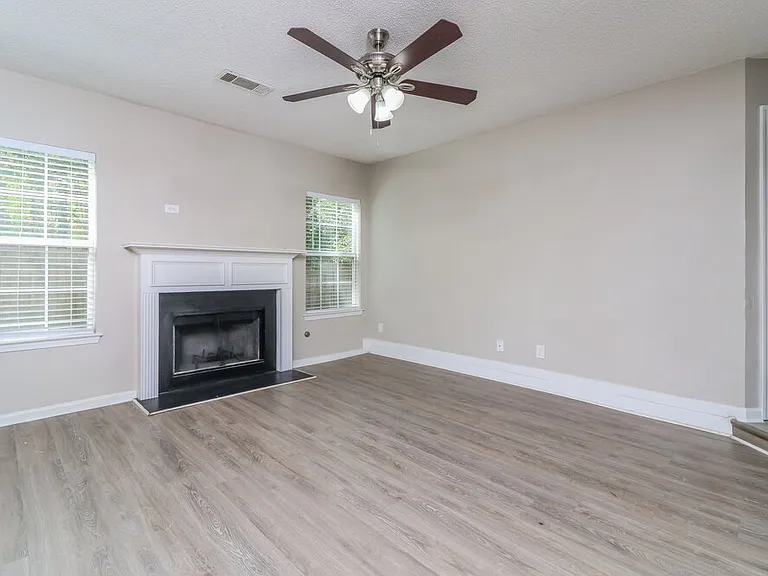 166 Birchfield Way — Photo 5