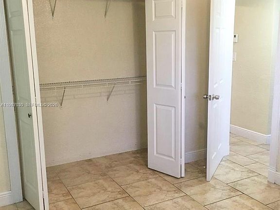4th image of 4250 SW 67th Ave APT 32