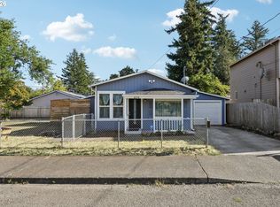 8318 SE Knapp St, Portland, OR 97266