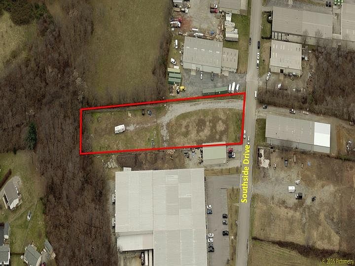 2nd image of 1200 Southside Dr Tract Sec 3