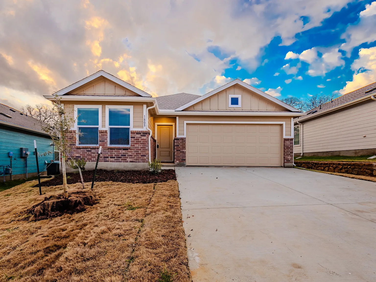 4 bed, 1796 sqft, $2,000 — Photo 1