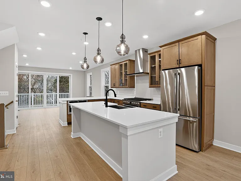 3612 Farr Ave — Photo 8