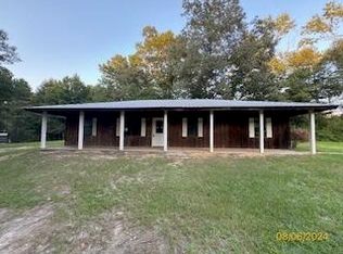 15 Talmus Russell Rd, Sumrall, MS 39482