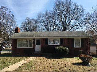 4001 Whitehall Dr, Charlotte, NC 28208
