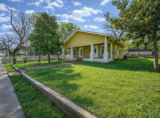 311 W Spring St, Weatherford, TX 76086