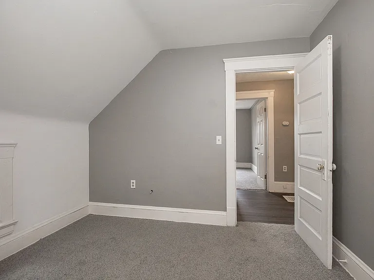 7411 Brinsmade Ave — Photo 20