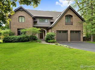 617 Hunter Rd, Wilmette, IL 60091