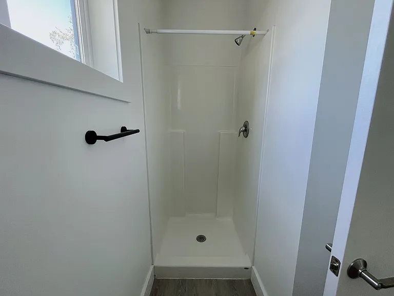 1108 S Main St — Photo 13