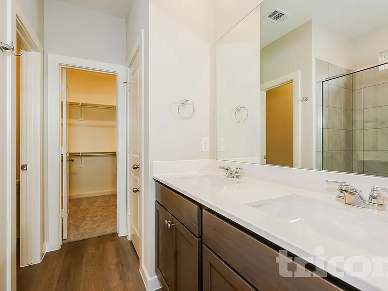 8120 Brookhaven Dr — Photo 10