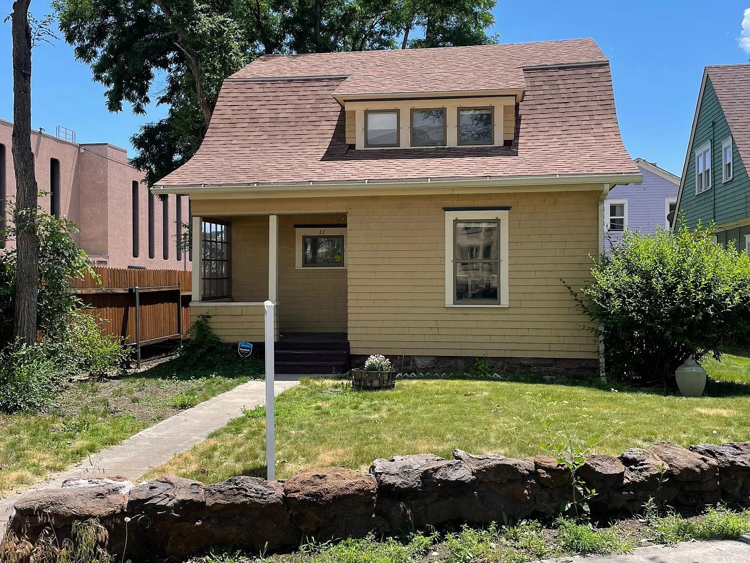 3 bed, 1700 sqft, $2,295 — Photo 1