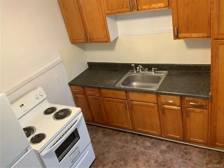 5611 Lakeside Ave — Photo 7