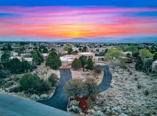 1125 Marigold Dr NE, Albuquerque, NM 87122