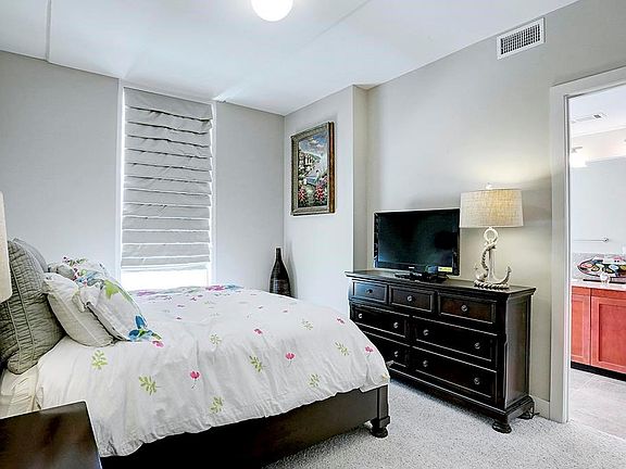 4th image of 500 Seawall Blvd Unit 1012